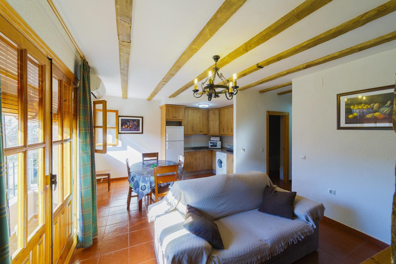 Apartamentos Ribera Del Jucar 阿尔卡拉德尔胡卡尔 外观 照片
